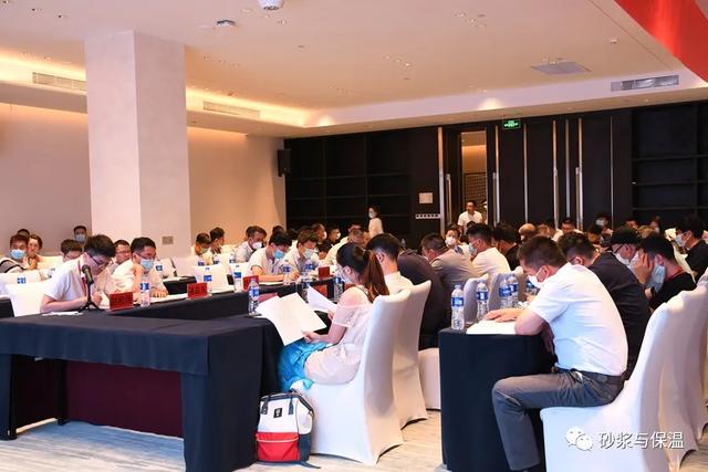 常德宏冠石膏環(huán)保材料科技有限公司,常德宏冠石膏,宏冠石膏環(huán)保材料,石膏粉,瓷磚粘貼劑,粉刷石膏,石膏膩?zhàn)?石膏材料哪家好